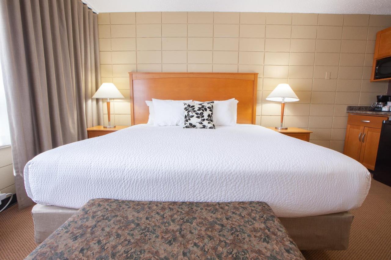 Neighbourhood Inn Hotels In Bonnyville ภายนอก รูปภาพ