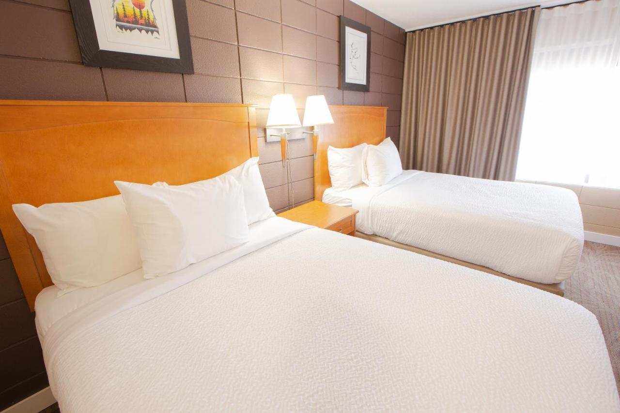 Neighbourhood Inn Hotels In Bonnyville ภายนอก รูปภาพ
