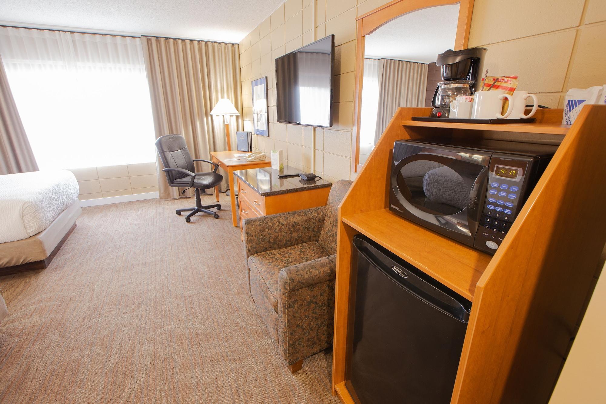 Neighbourhood Inn Hotels In Bonnyville ภายนอก รูปภาพ