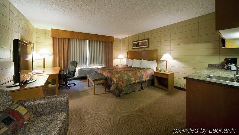 Neighbourhood Inn Hotels In Bonnyville ภายนอก รูปภาพ